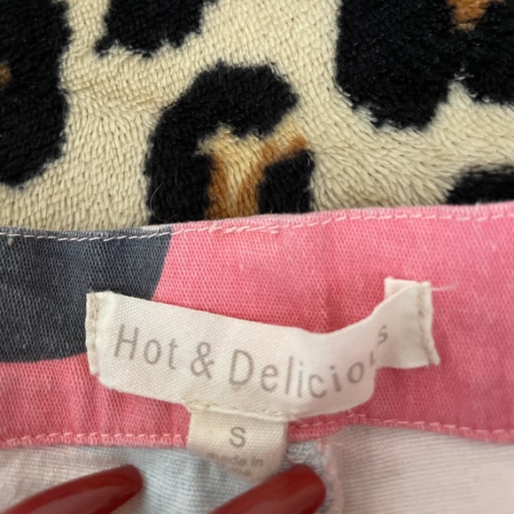 Colorful Shorts ! - Picture 2 of 2